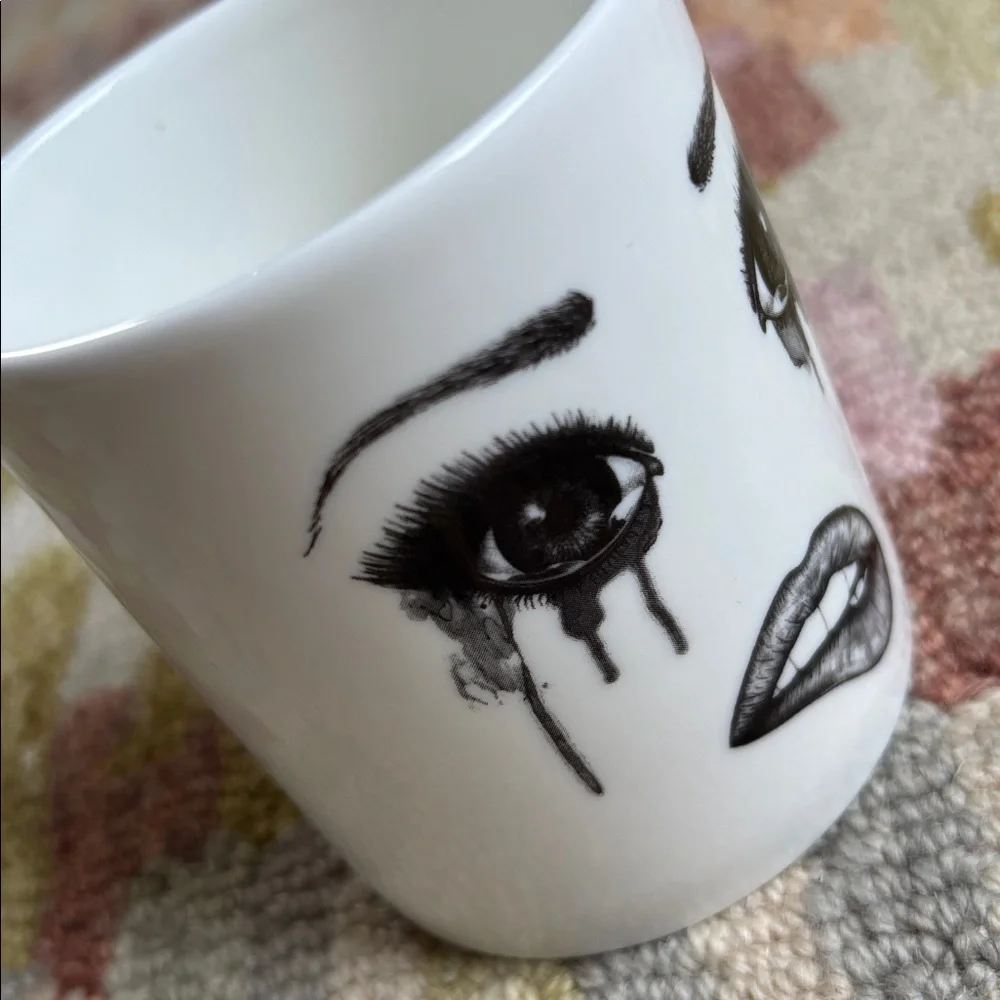 Lauren Dickinson Clarke London The Poet English Fine Bone China